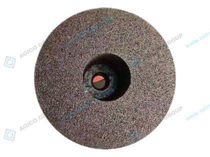 Bolt fastening cup grinding wheel